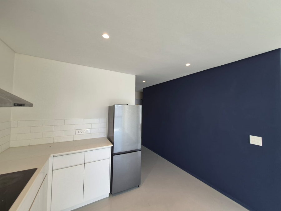 To Let 2 Bedroom Property for Rent in Woodstock Western Cape